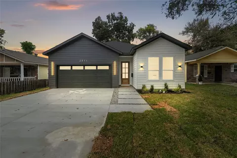 2811 Dorris St, Dallas, TX 75215