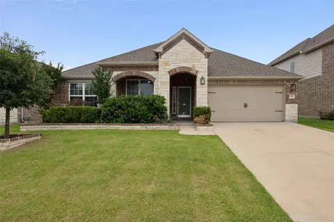 933 Basket Willow Ter, Haslet, TX 76052
