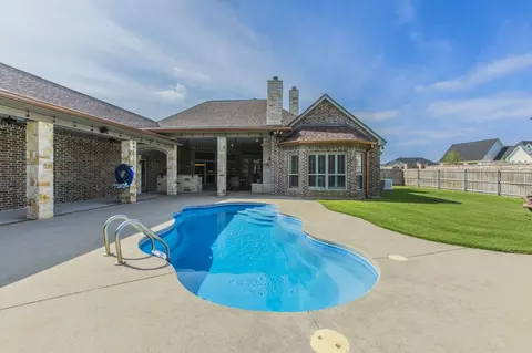 Exterior - 20 Independence Trl, Waco, TX 76708 photo 3 of 5