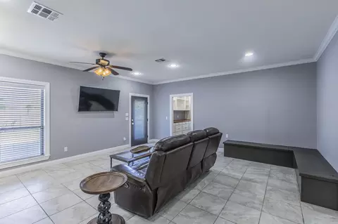 Living - 20 Independence Trl, Waco, TX 76708 photo 4 of 4