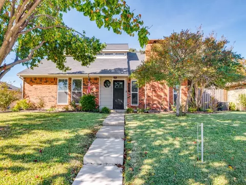 3821 Furneaux Ln, Carrollton, TX 75007