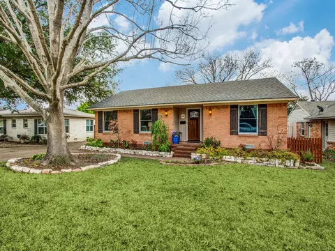 8914 Livenshire Dr, Dallas, TX 75238