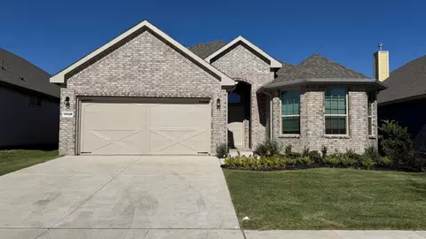 15028 Green Bluff Dr, Hudson Oaks, TX 76087