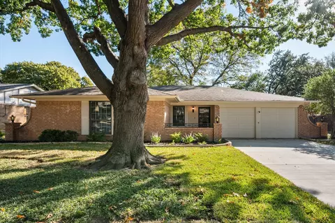 2008 Chalice Rd, Arlington, TX 76014