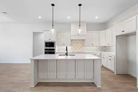 Kitchen - 2113 Holborn St, Lorena, TX 76655 photo 1 of 3