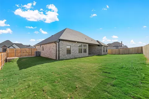 Exterior - 2113 Holborn St, Lorena, TX 76655 photo 3 of 6