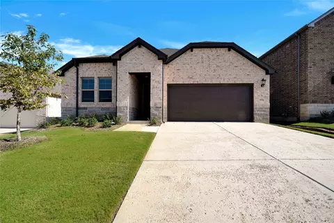 2456 Flatiron Dr, Corinth, TX 76210