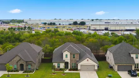 813 Comal Dr, Mansfield, TX 76063