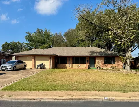 710 Greenland Way, Grand Prairie, TX 75050
