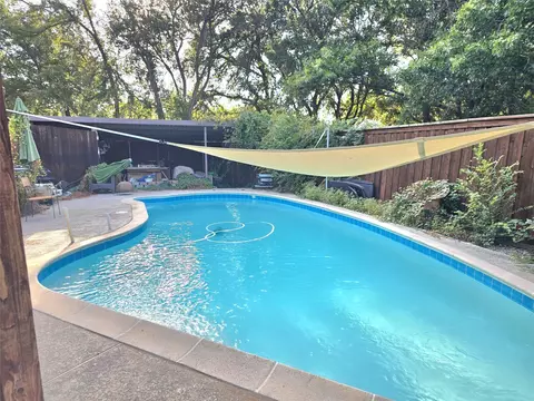 1011 Timber Valley Dr, Flower Mound, TX 75028