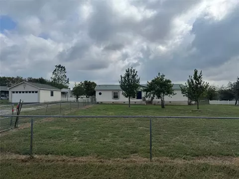 8531 Angus Dr, Justin, TX 76247