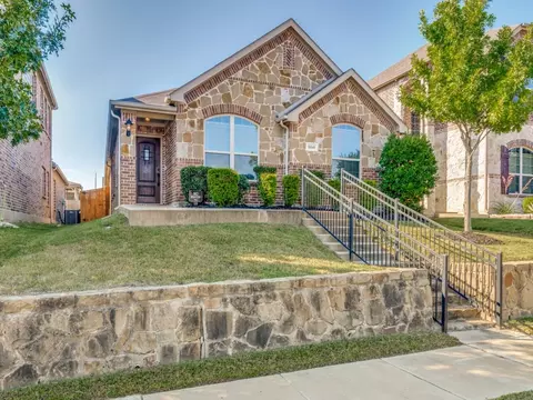 5841 Bindweed St, Fort Worth, TX 76123