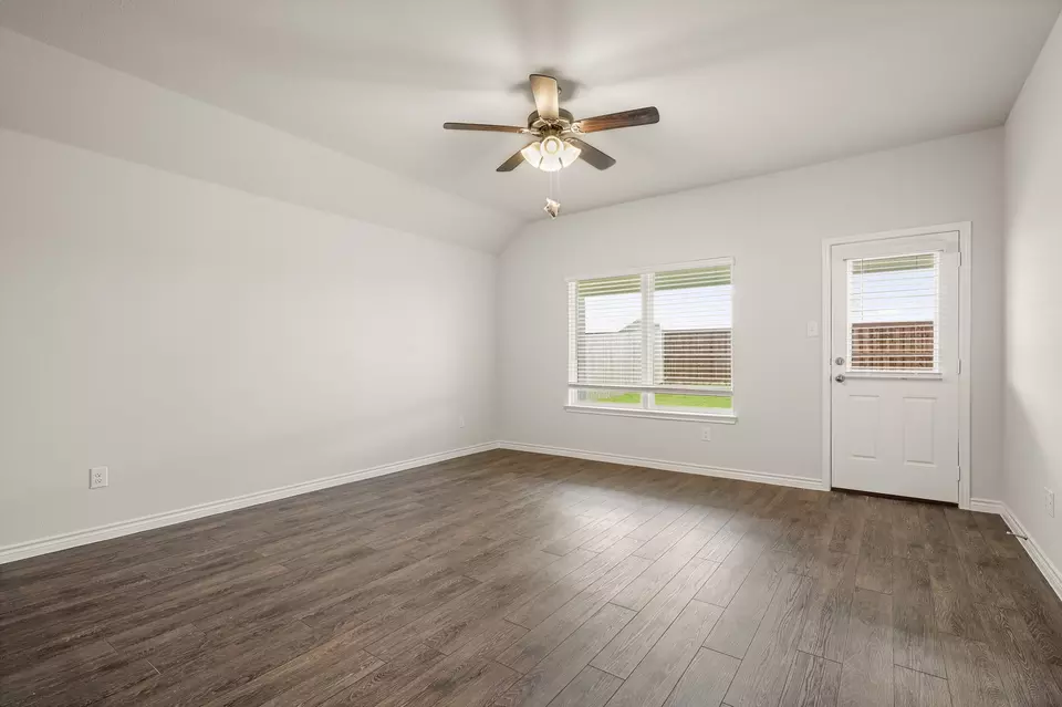 Living - 9205 Skyrocket Dr, Fort Worth, TX 76123 photo 1 of 1