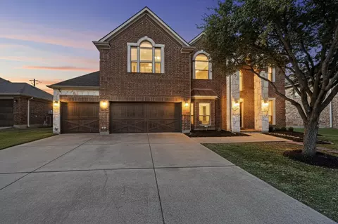 10309 Crowne Pointe Ln, Fort Worth, TX 76244