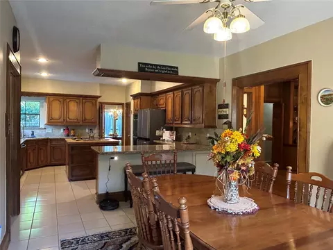 Kitchen - 9547 Enstone Cir, Spring, TX 77379 photo 4 of 4