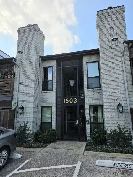 1503 N Garrett Ave #103, Dallas, TX 75206