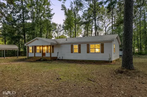 202 Lincoln Ave, Haughton, LA 71037