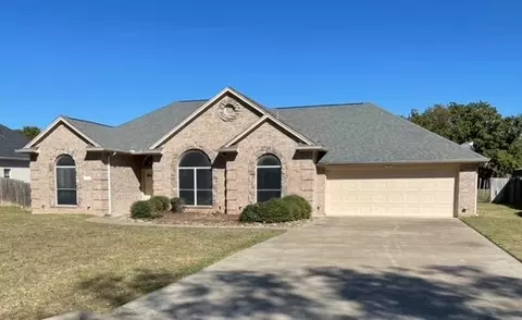 809 Amon Trl, Azle, TX 76020