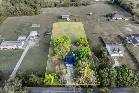 419 Walnut Grove Rd, Whitewright, TX 75491