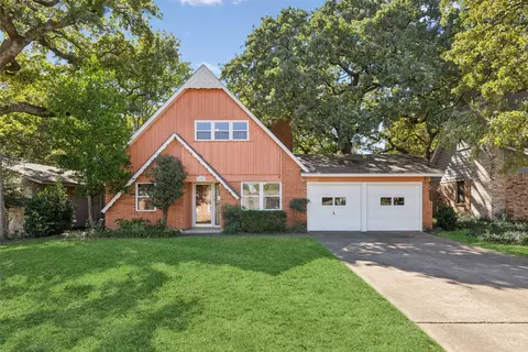 1706 Chip N Dale Dr, Arlington, TX 76012