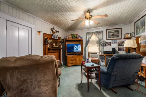 Living - 301 E Main St, Itasca, TX 76055 photo 2 of 2