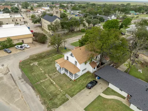 View/Area - 301 E Main St, Itasca, TX 76055 photo 2 of 5