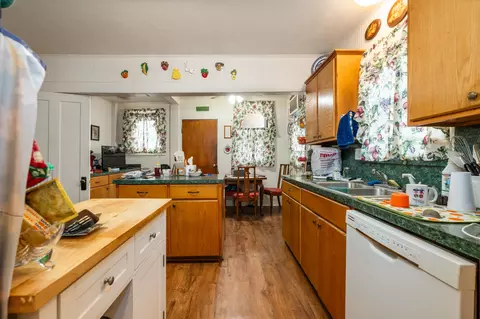 Kitchen - 301 E Main St, Itasca, TX 76055 photo 1 of 2
