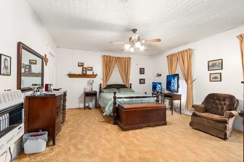 Bedroom - 301 E Main St, Itasca, TX 76055 photo 4 of 5