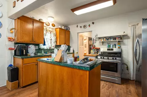 Kitchen - 301 E Main St, Itasca, TX 76055 photo 2 of 2