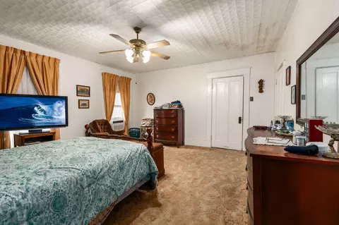Bedroom - 301 E Main St, Itasca, TX 76055 photo 5 of 5