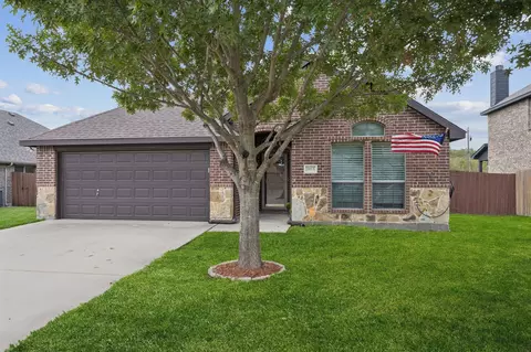 1813 Meadowlark Ln, Royse City, TX 75189