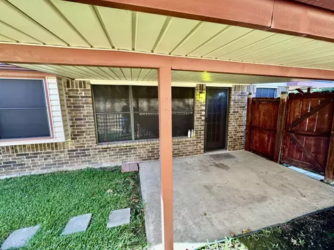 Exterior - 1624 Hackamore St, Mesquite, TX 75149 photo 5 of 10