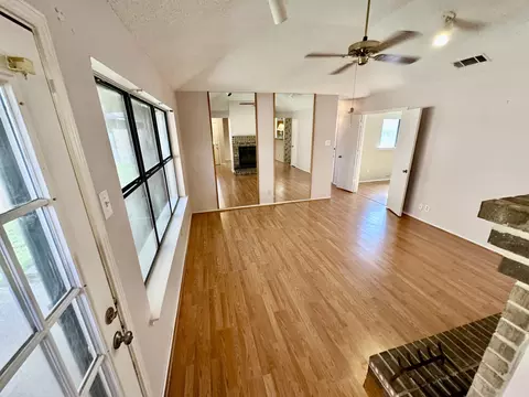 Living - 1624 Hackamore St, Mesquite, TX 75149 photo 1 of 3