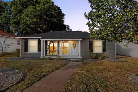4009 Roselawn Dr, Waco, TX 76710