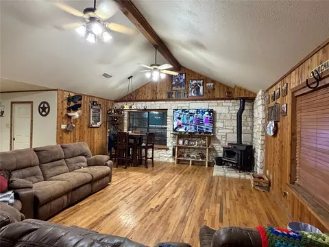 12194 Gholson Rd, Waco, TX 76705 photo 3