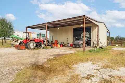 12194 Gholson Rd, Waco, TX 76705 photo 8