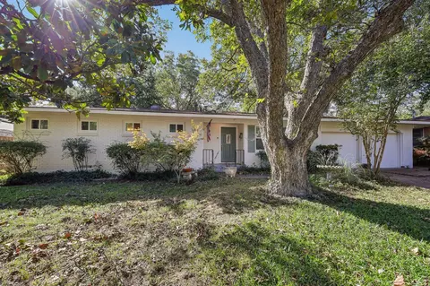 1514 Azalea Dr, Arlington, TX 76013
