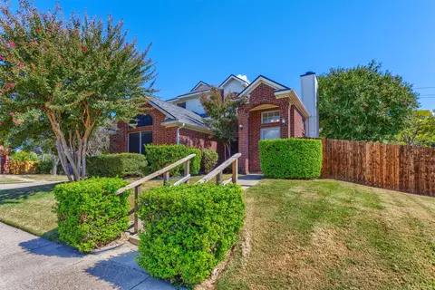 900 Winchester Ln, Mesquite, TX 75181