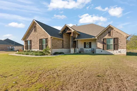 6030 County Road 401, Grandview, TX 76050