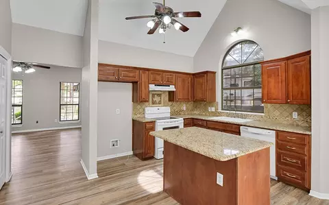 3900 Fox Ridge Rd, Lorena, TX 76655 photo 9