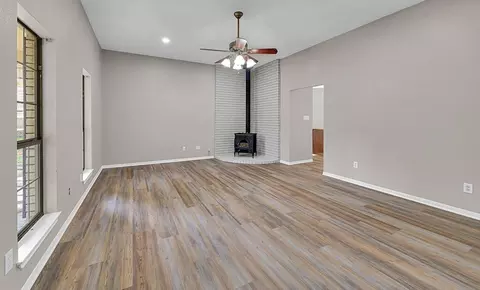 3900 Fox Ridge Rd, Lorena, TX 76655 photo 3