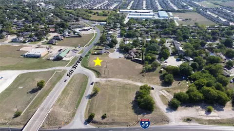 209 Southland, Sanger, TX 76266