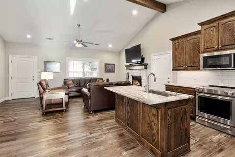 Kitchen - 111 Bexar St, Mabank, TX 75147 photo 4 of 6