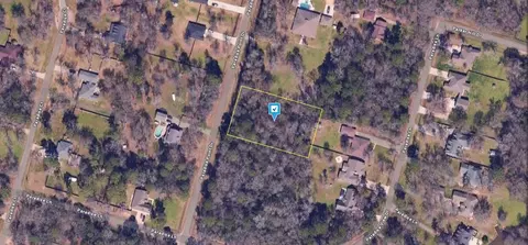 15427 Paradise Point Dr, Willis, TX 77318