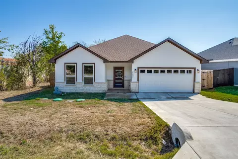 2303 Pedernales Ct, Granbury, TX 76048