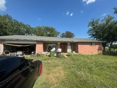 2108 N County Road 810, Alvarado, TX 76009