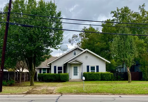 407 E Main St, Whitesboro, TX 76273