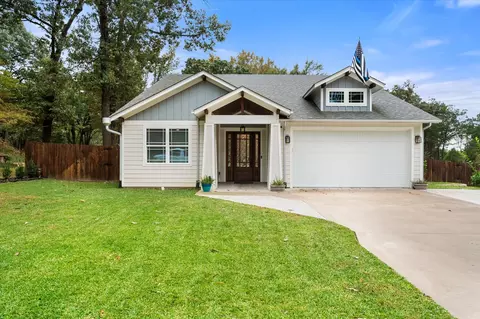 213 Louise Ln, Athens, TX 75751