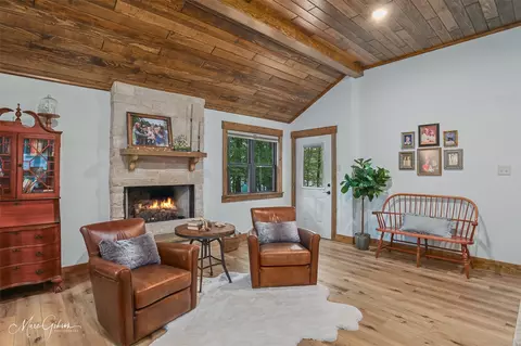 Living - 335 Coleman Loop, Homer, LA 71040 photo 4 of 4