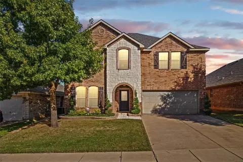 3913 Long Hollow Rd, Roanoke, TX 76262